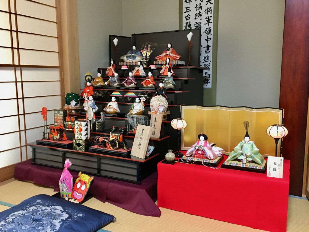 ひな人形　親王飾り　収納
