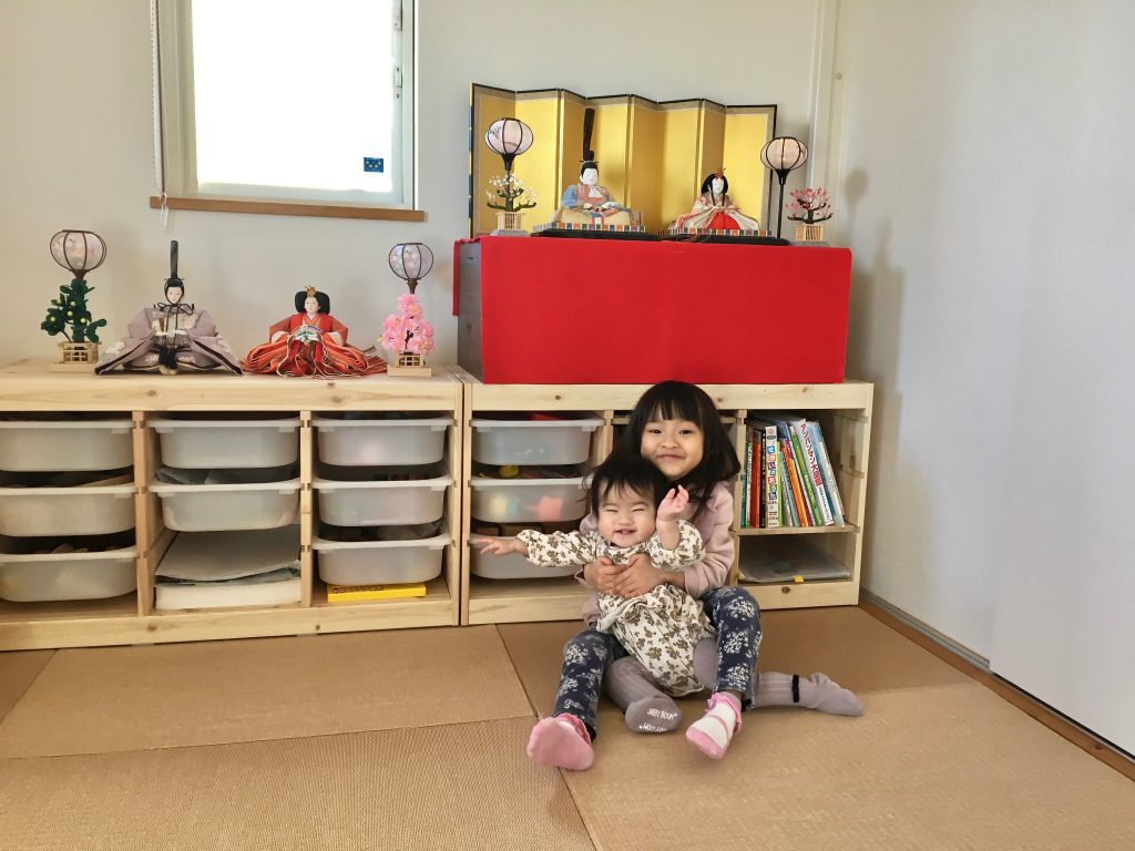 ひな人形　木目込　親王　収納飾り