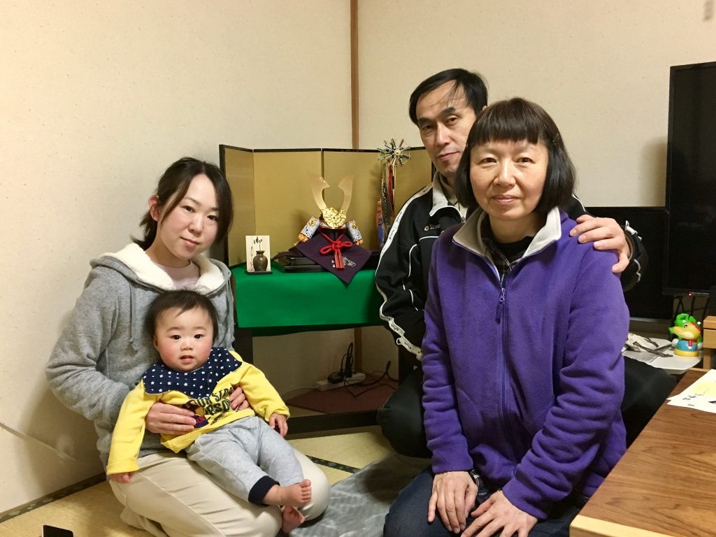 五月人形　端午の節句　兜　力石甲人　収納飾り　初節句